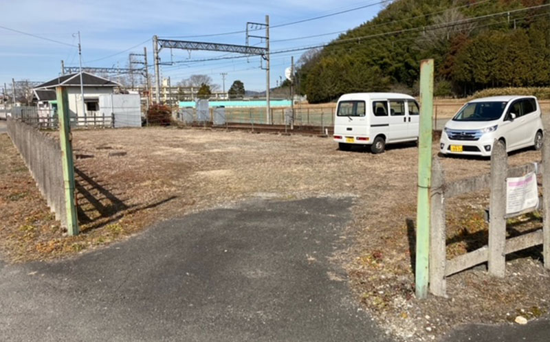 丸山駅駐車場